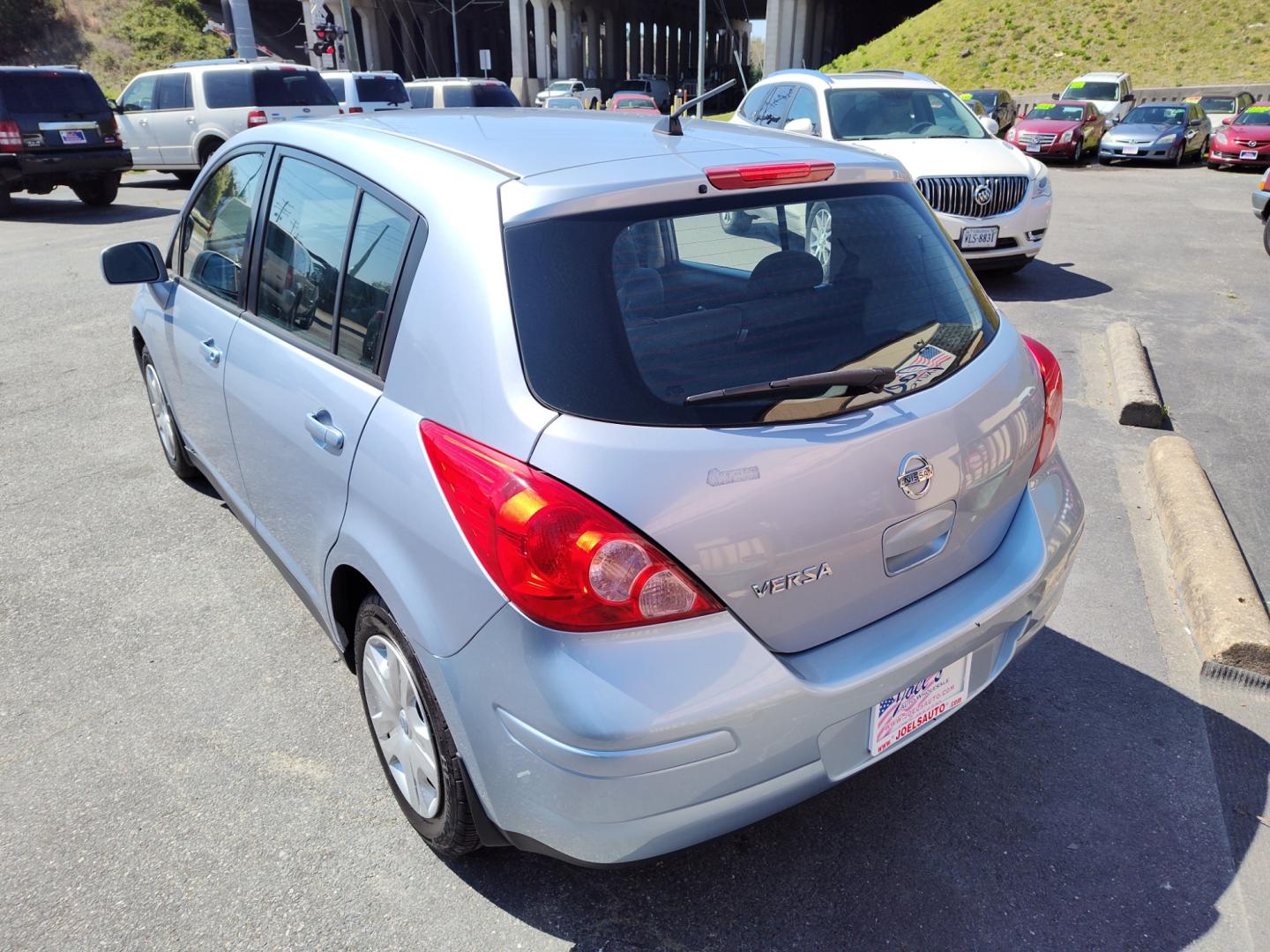 2010 Blue Nissan Versa (3N1BC1CP9AL) , located at 5700 Curlew Drive, Norfolk, VA, 23502, (757) 455-6330, 36.841885, -76.209412 - Photo#14